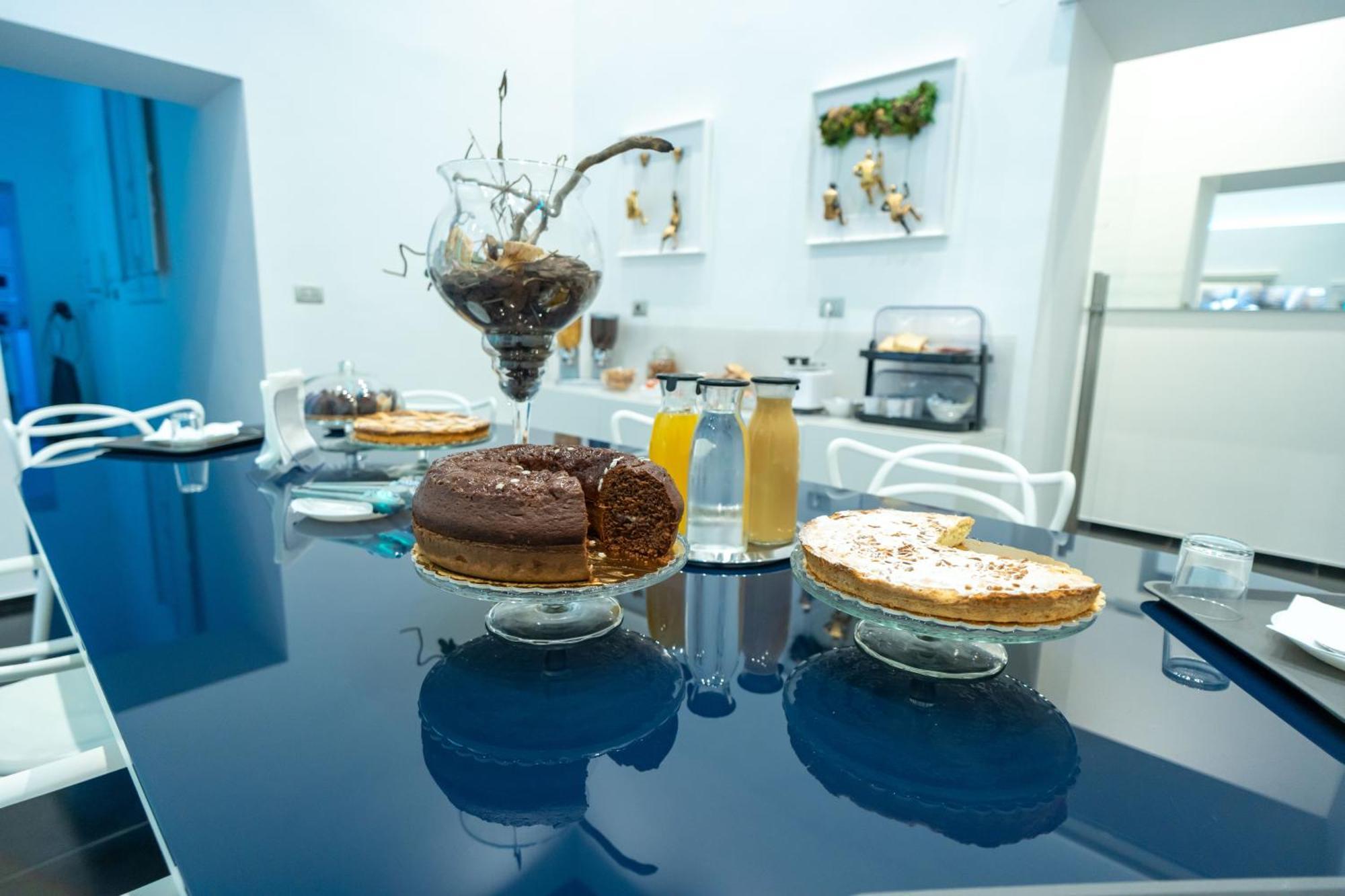 Skyhouse Chiatamone Bed & Breakfast Naples Exterior photo